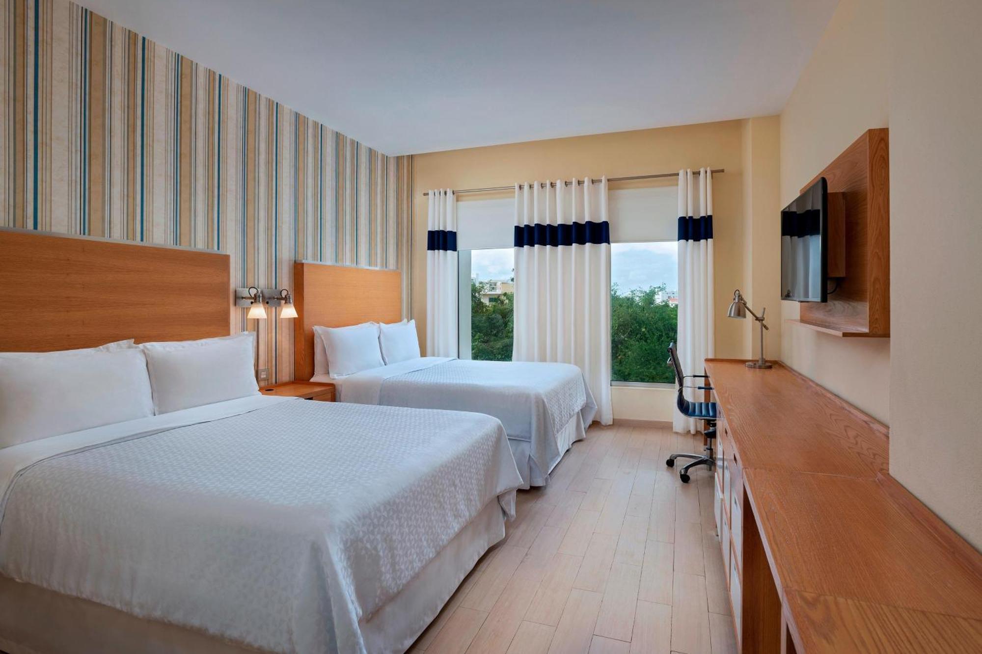 Four Points By Sheraton Cancun Centro Exterior photo