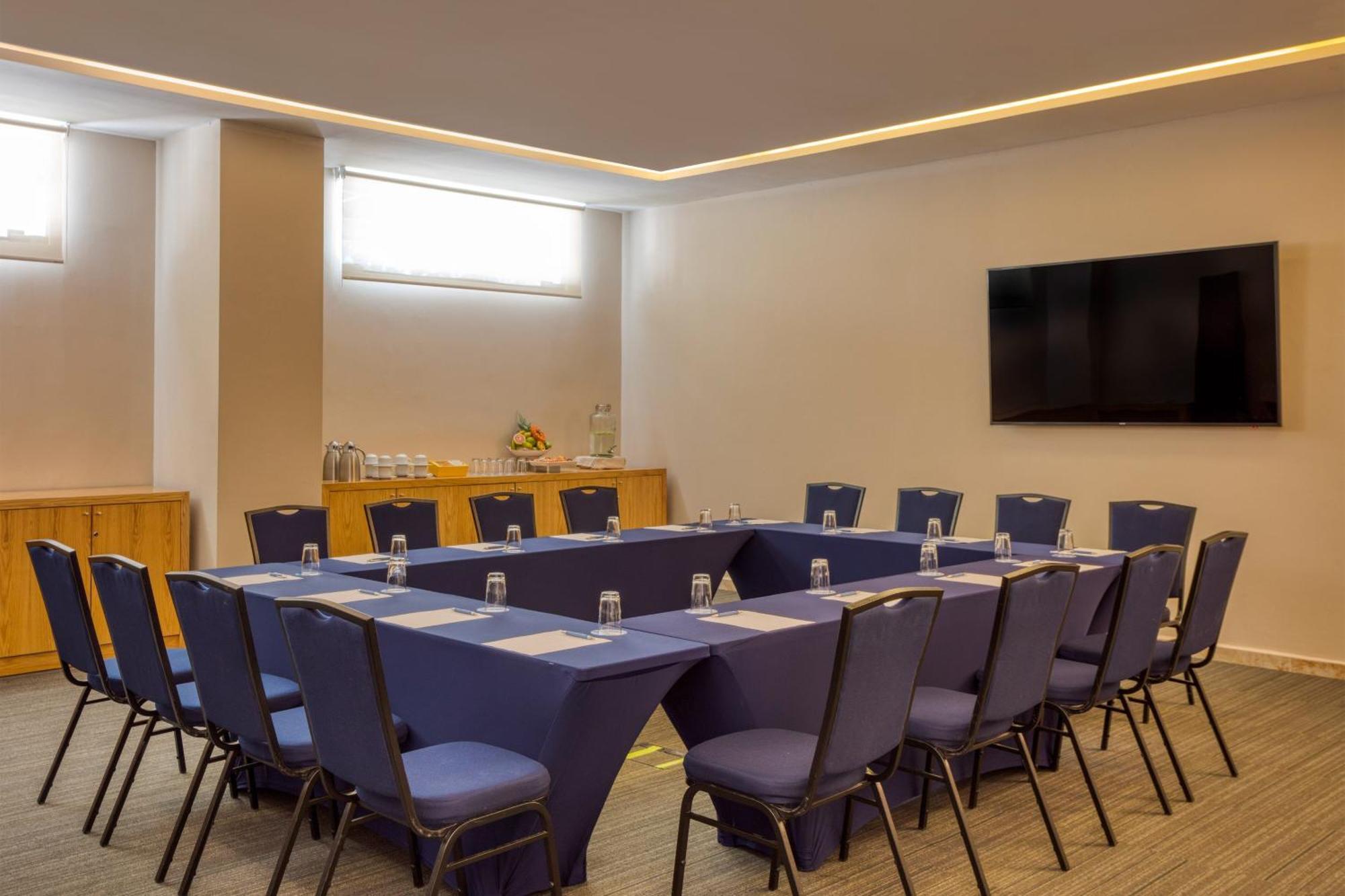 Four Points By Sheraton Cancun Centro Exterior photo