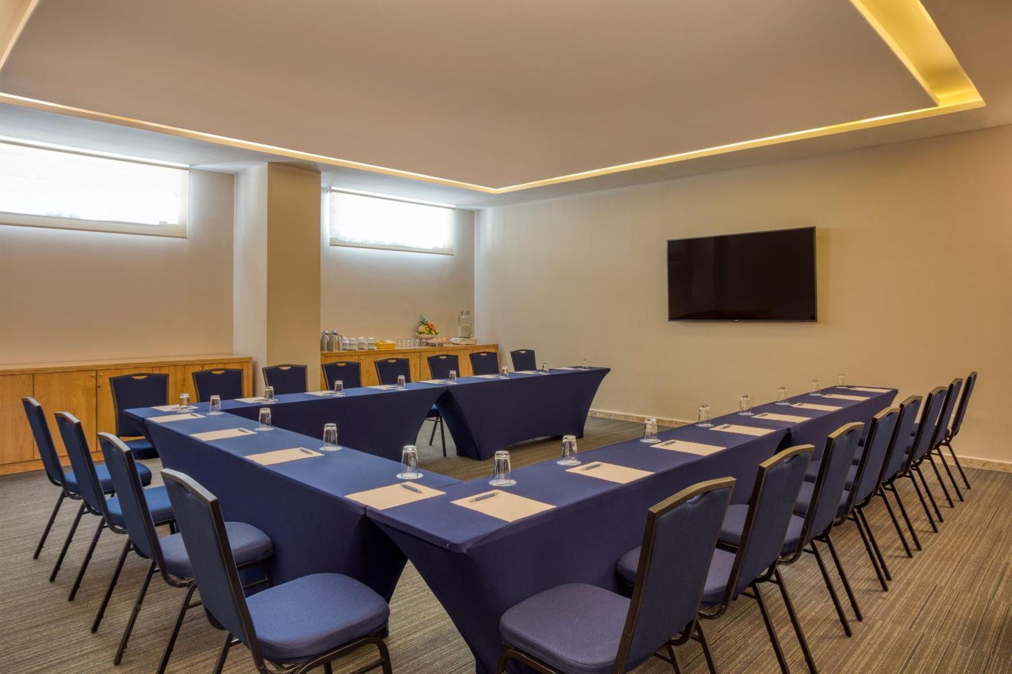 Four Points By Sheraton Cancun Centro Exterior photo