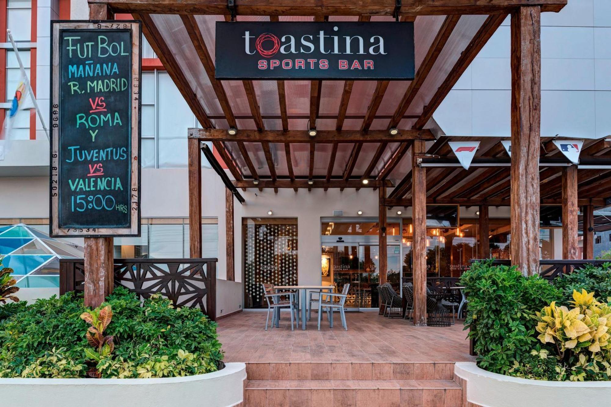 Four Points By Sheraton Cancun Centro Exterior photo